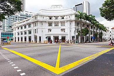 PC玩家：没SSD 就没法玩游戏了